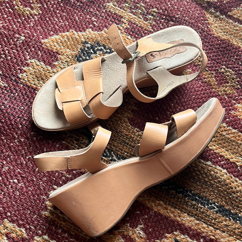 Korks platform wedge sandals